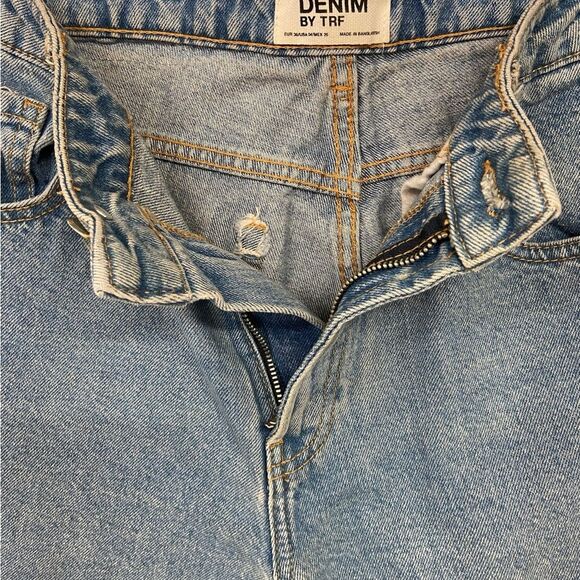 Zara Authentic Denim By TRF Trafaluc Straight Leg Size 4 - Picture 5 of 10